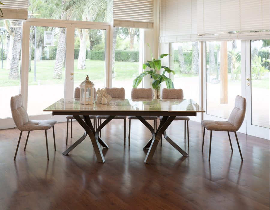 Table Kron 2EXT + Forest chairs